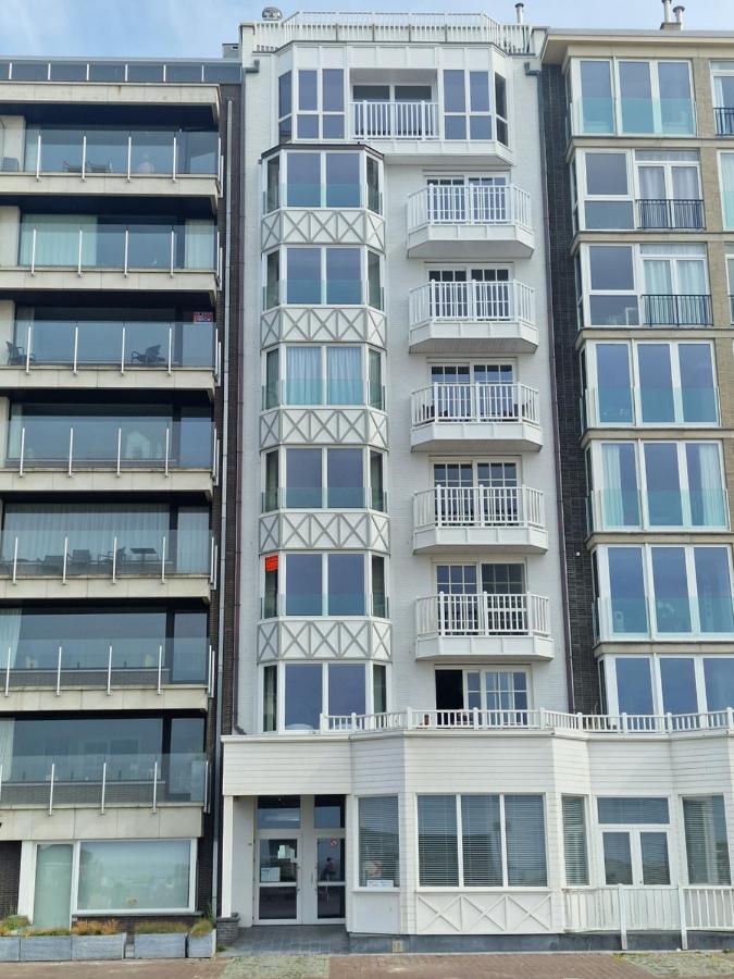 Oostduinkerke Apartments 2 Ngoại thất bức ảnh